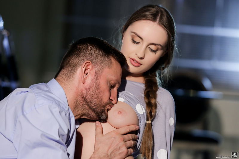 Cute Lena Reif Gets Horny-02