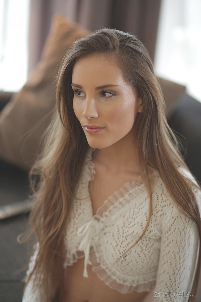 Beautiful Tina Blade Having Sensual Sex-00