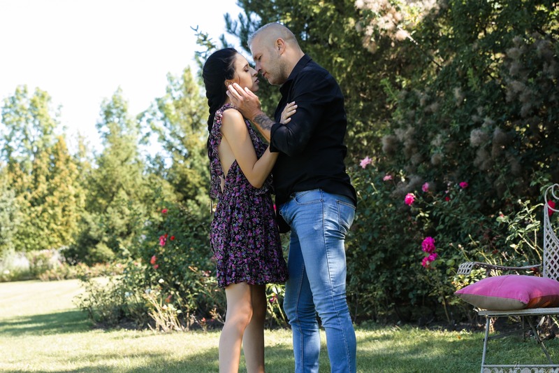 Alyssa Bounty Making Love In The Garden-00