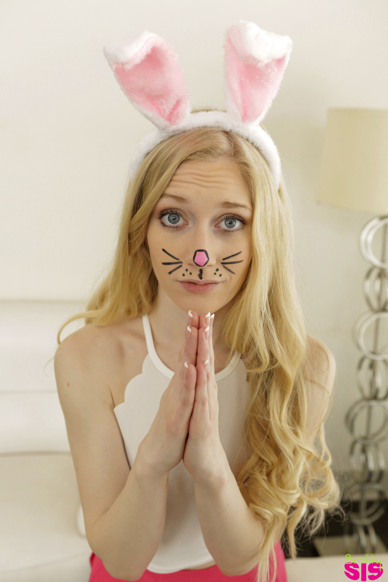 Naughty Bunny-09