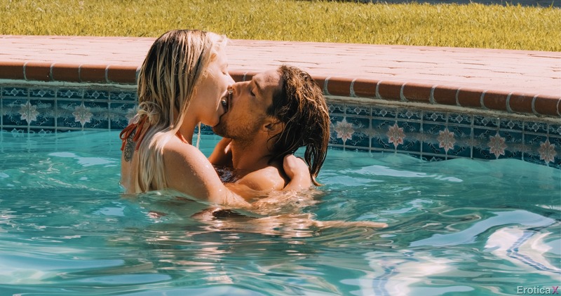 Poolside Passion-07
