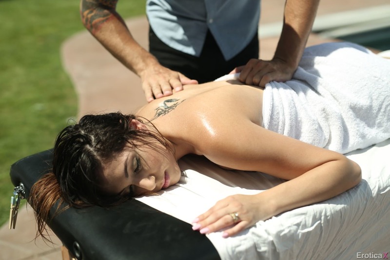 Judy Jolie's Full Body Massage-01