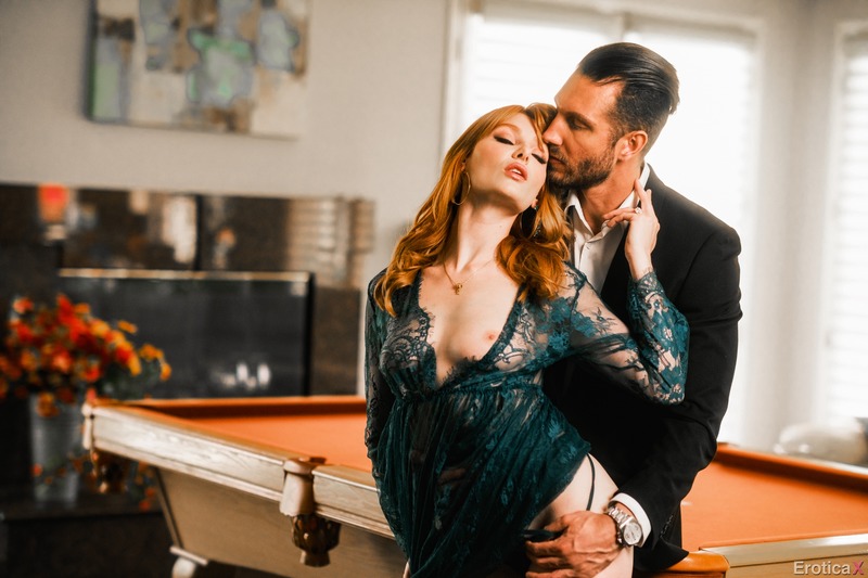 Redhead Lacy Lennon In Action-03