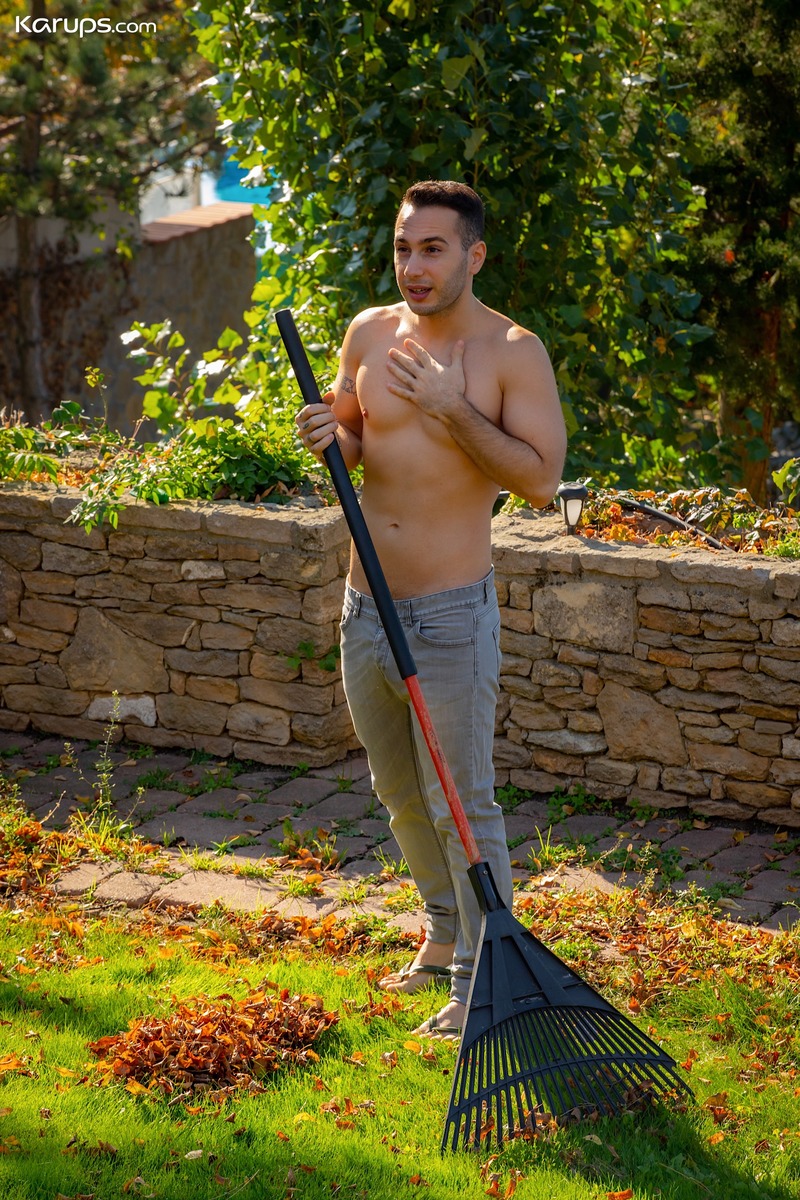 Ginebra Belluci Gets Fucked By The Gardner-02