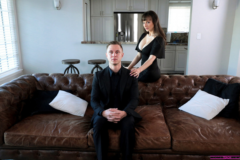 Seductive Busty Lexi Luna-08