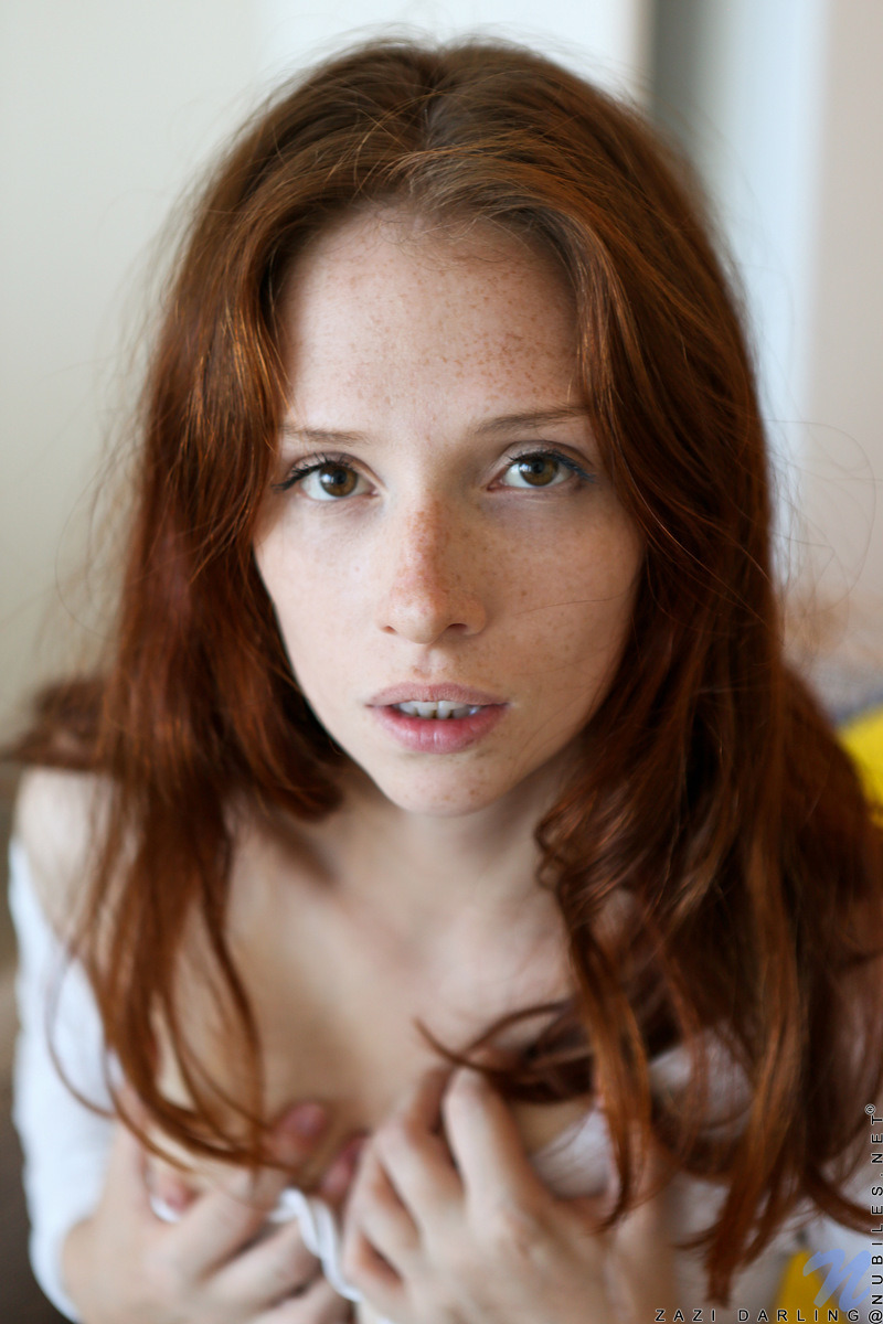 Hot Redhead Zazi Darling Masturbates-08