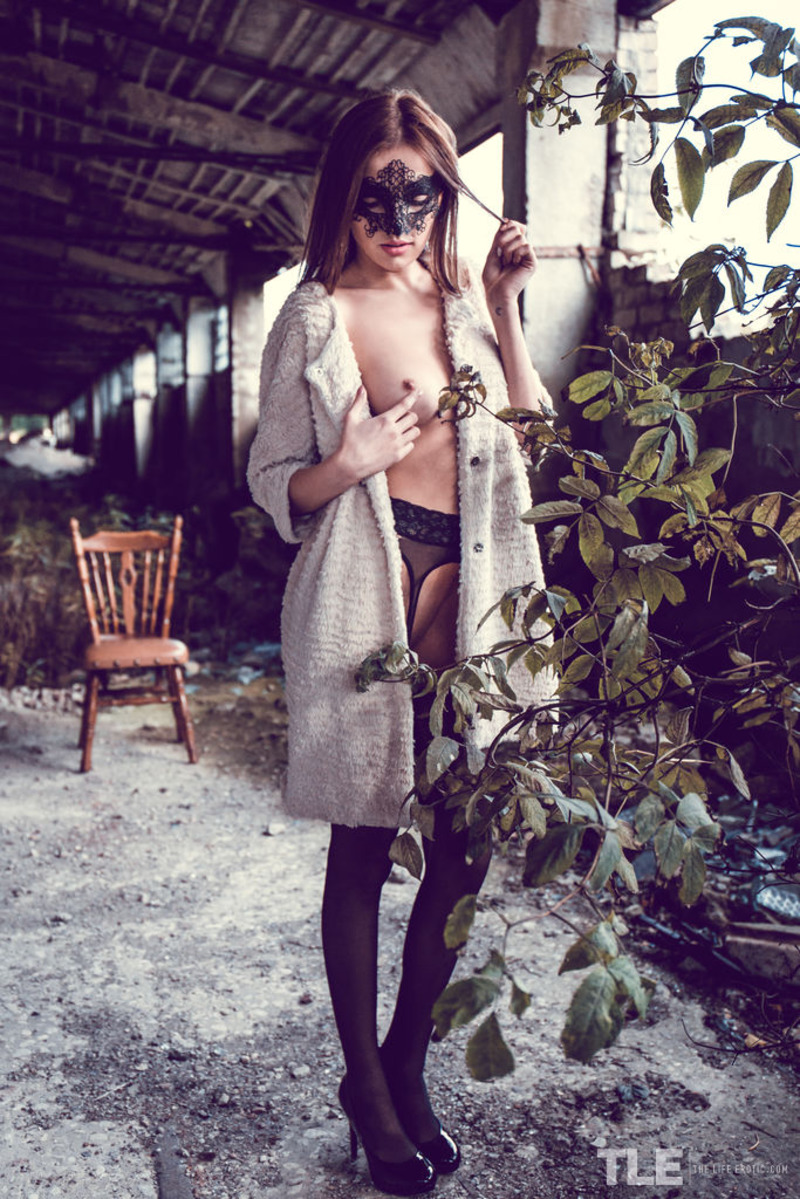 Beautiful Naughty Marlyn-08