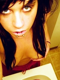 sexy emo chicks