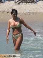 Hot topless chicks-04