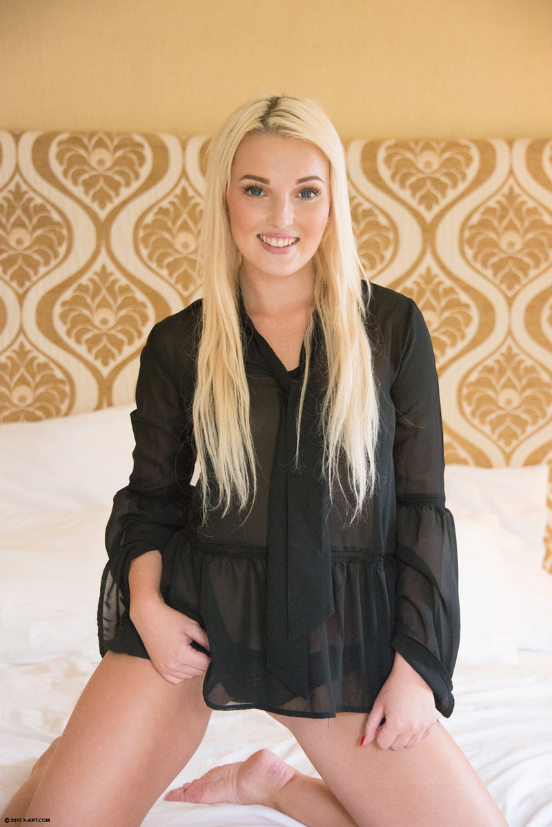 Afternoon Romance With Lovita-08